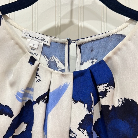 Oscar de la Renta silk blouse - Picture 2 of 6